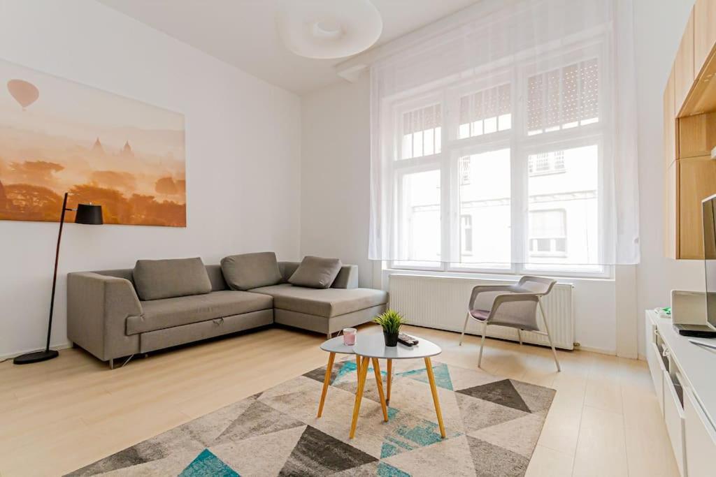 Luminous Design Apartment - W18 Budapest Exterior foto